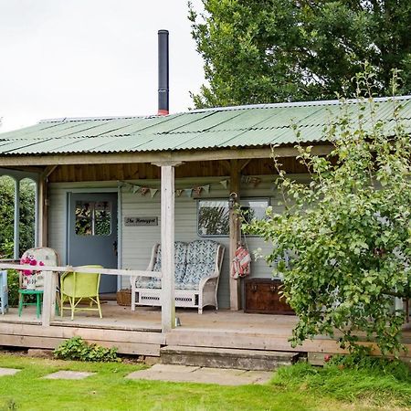 The Honeypot Villa Petham Exterior photo